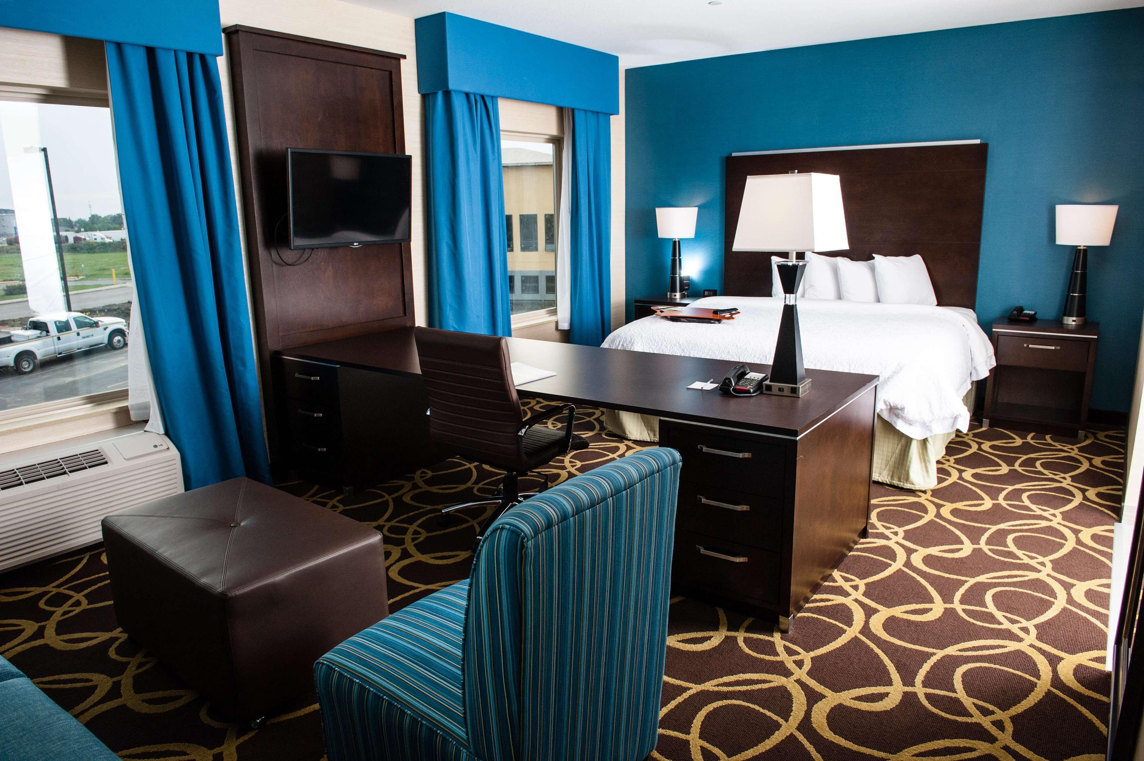 Hampton Inn & Suites East Gate Regina Ngoại thất bức ảnh
