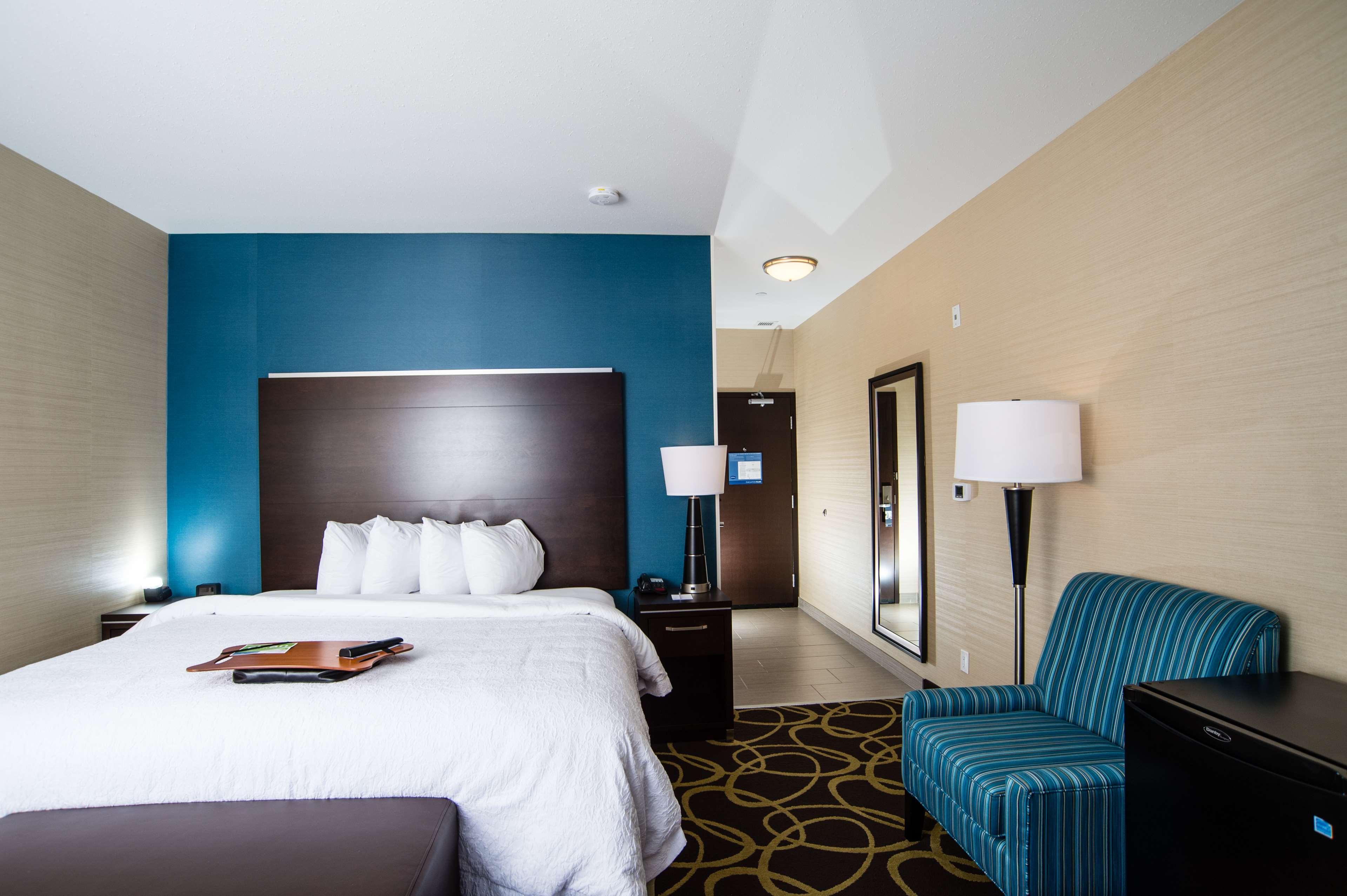 Hampton Inn & Suites East Gate Regina Ngoại thất bức ảnh