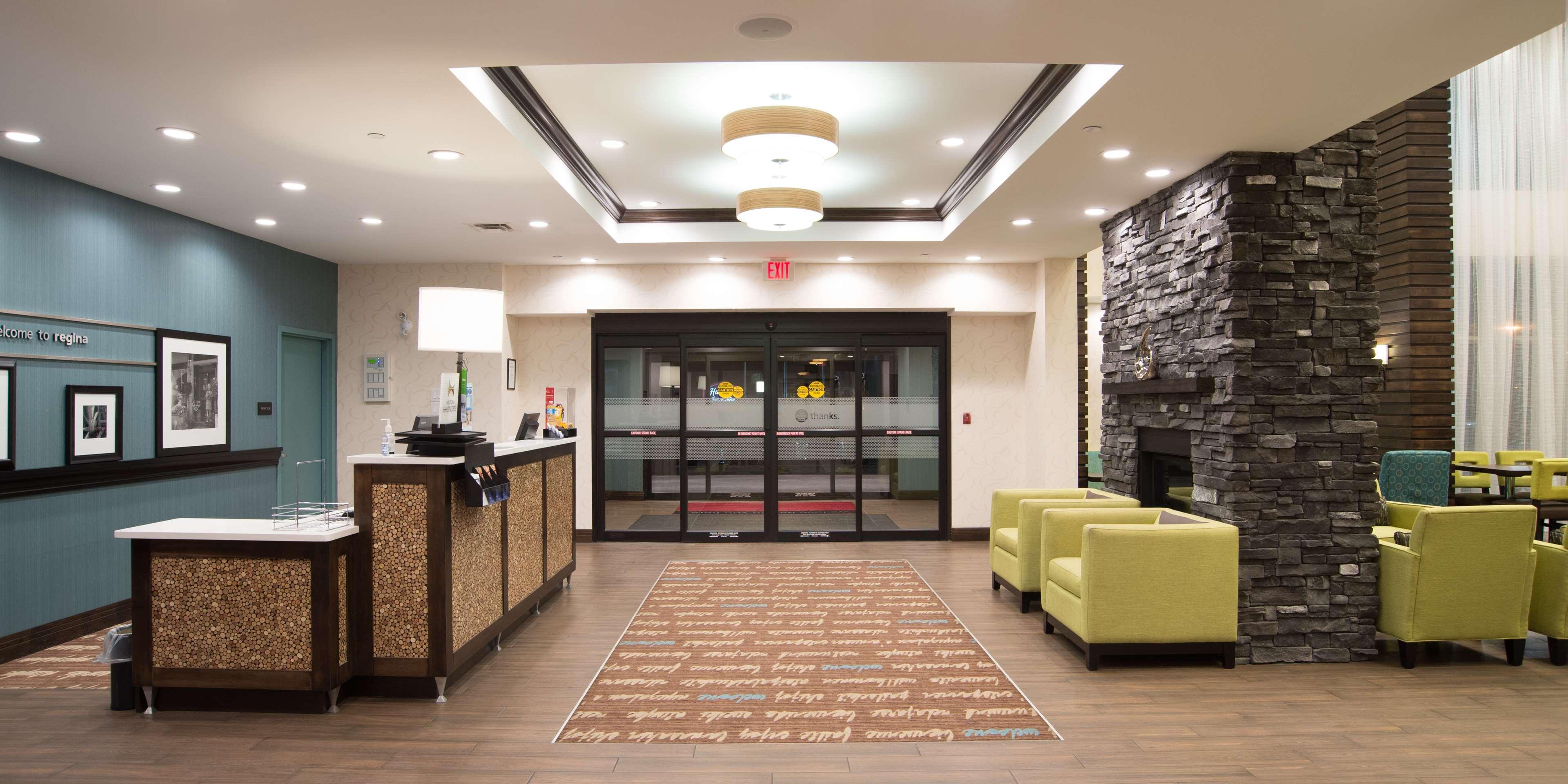 Hampton Inn & Suites East Gate Regina Ngoại thất bức ảnh