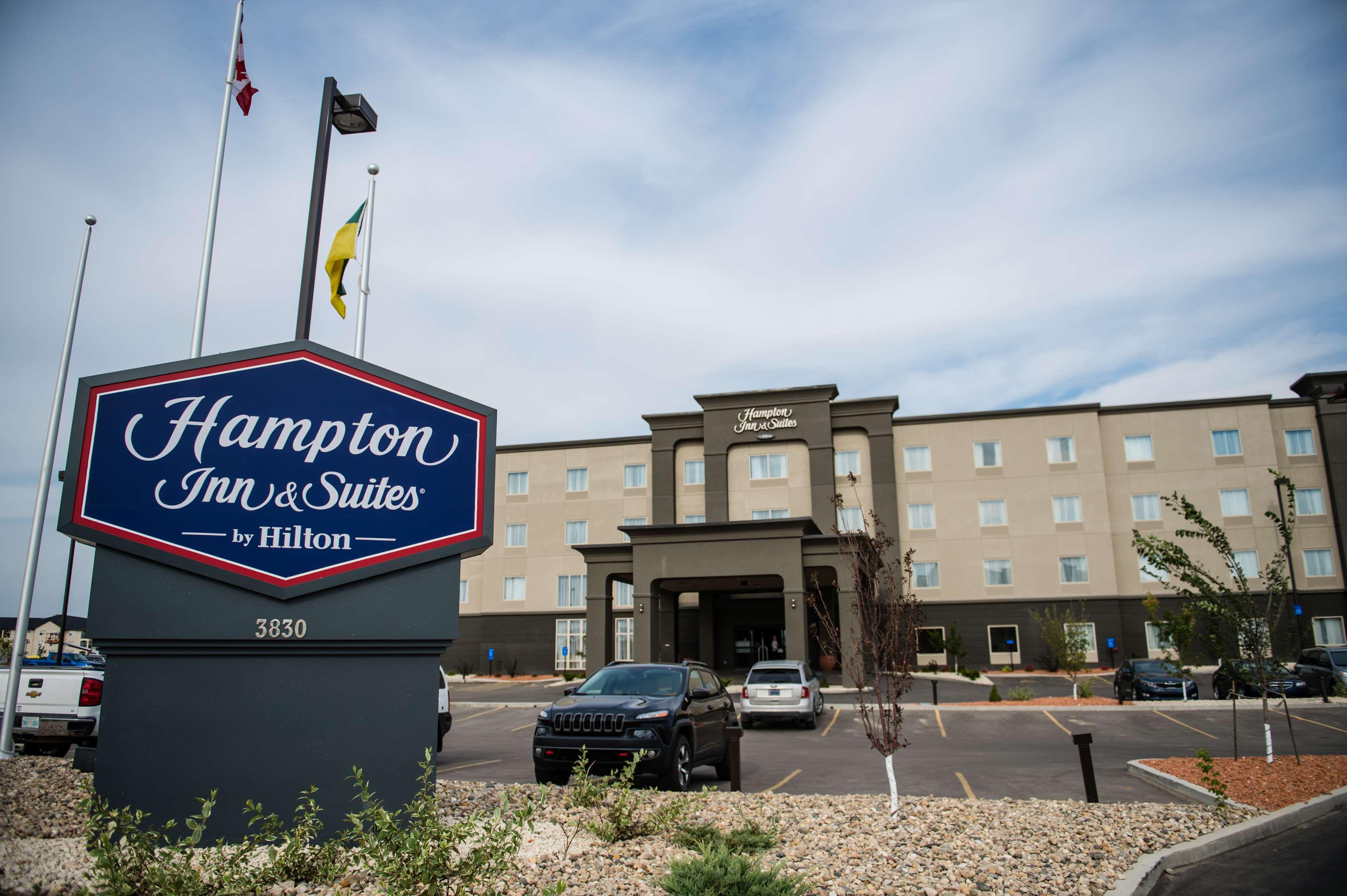 Hampton Inn & Suites East Gate Regina Ngoại thất bức ảnh