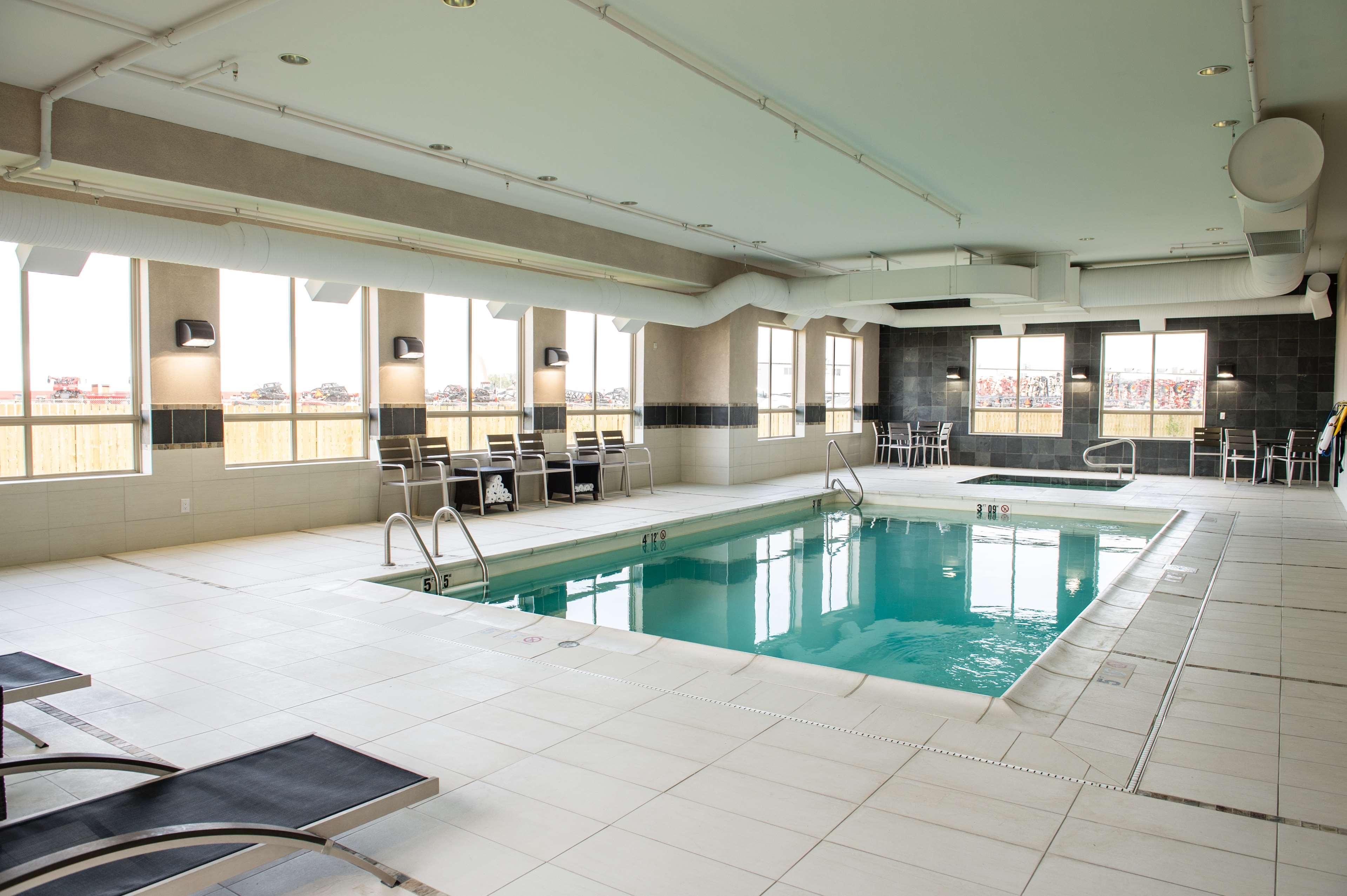 Hampton Inn & Suites East Gate Regina Ngoại thất bức ảnh