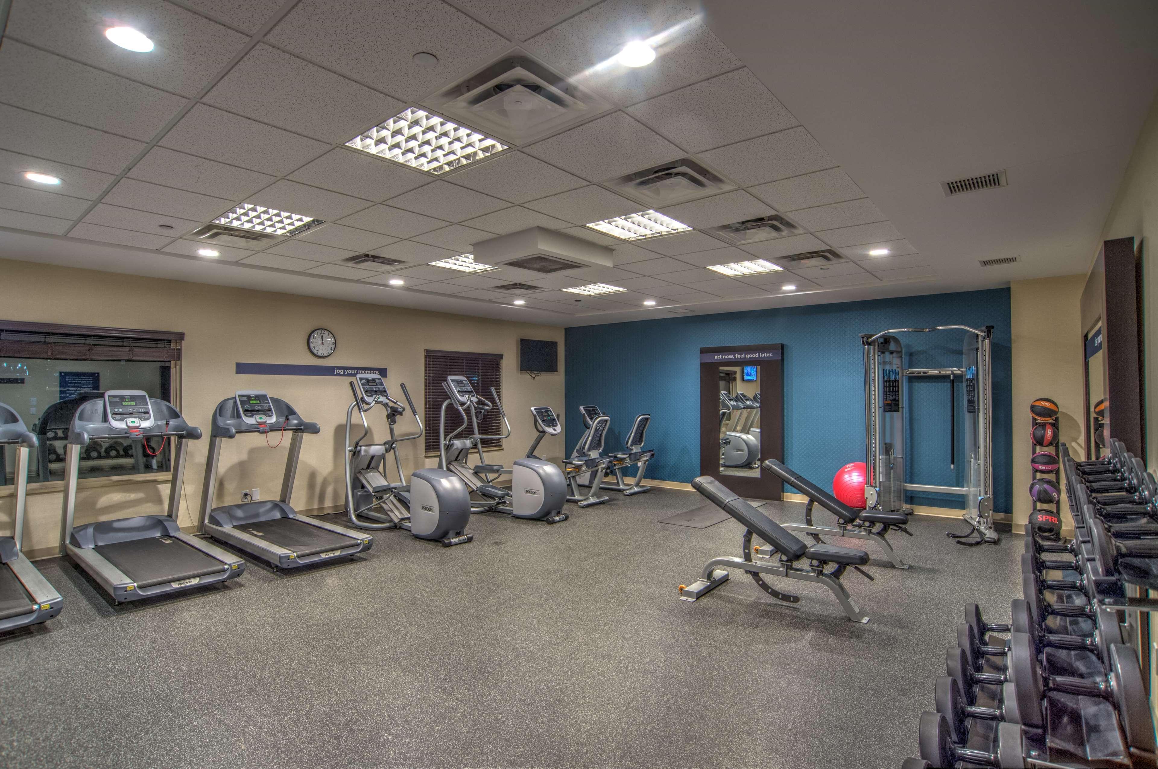Hampton Inn & Suites East Gate Regina Ngoại thất bức ảnh