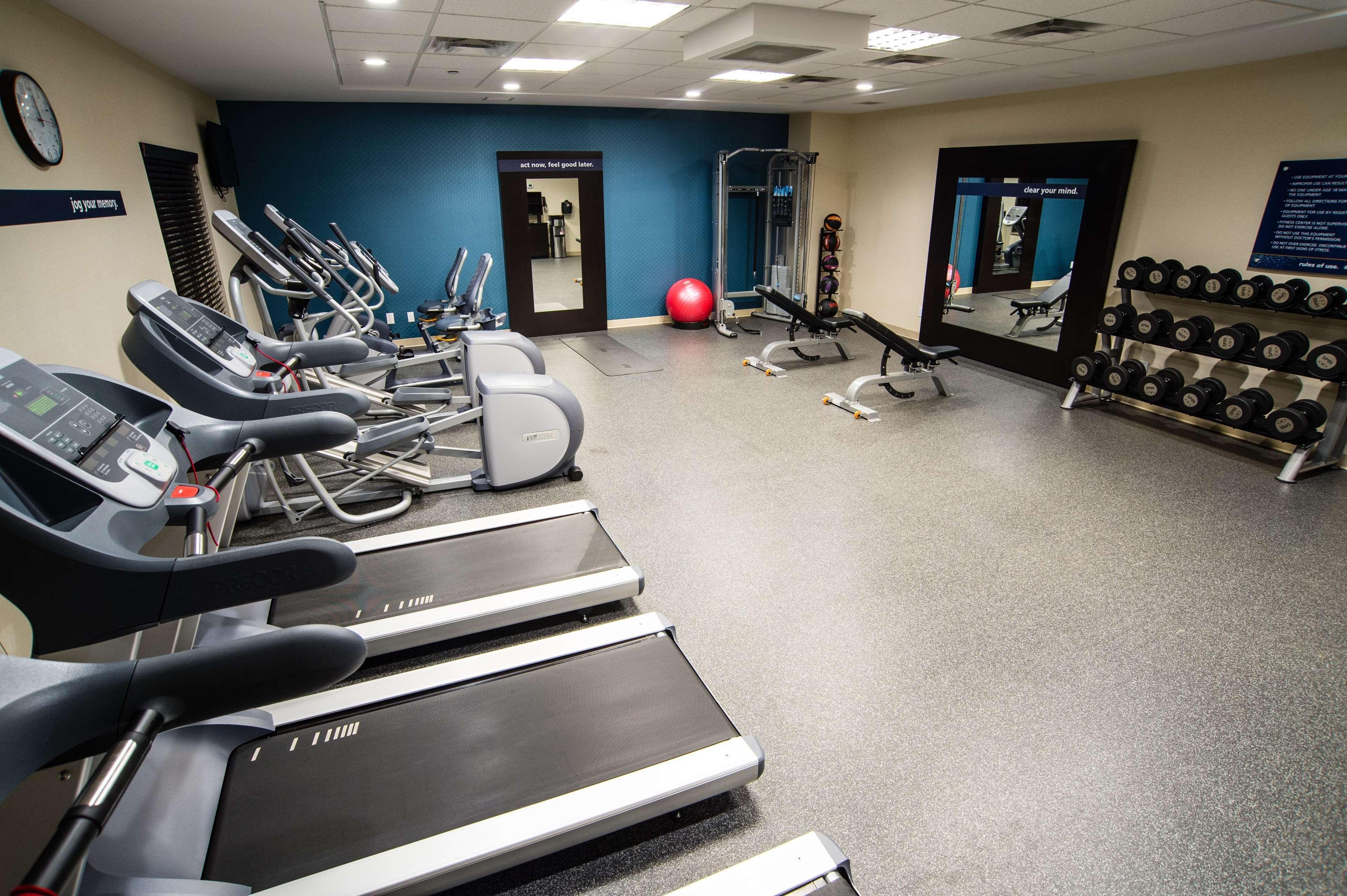 Hampton Inn & Suites East Gate Regina Ngoại thất bức ảnh