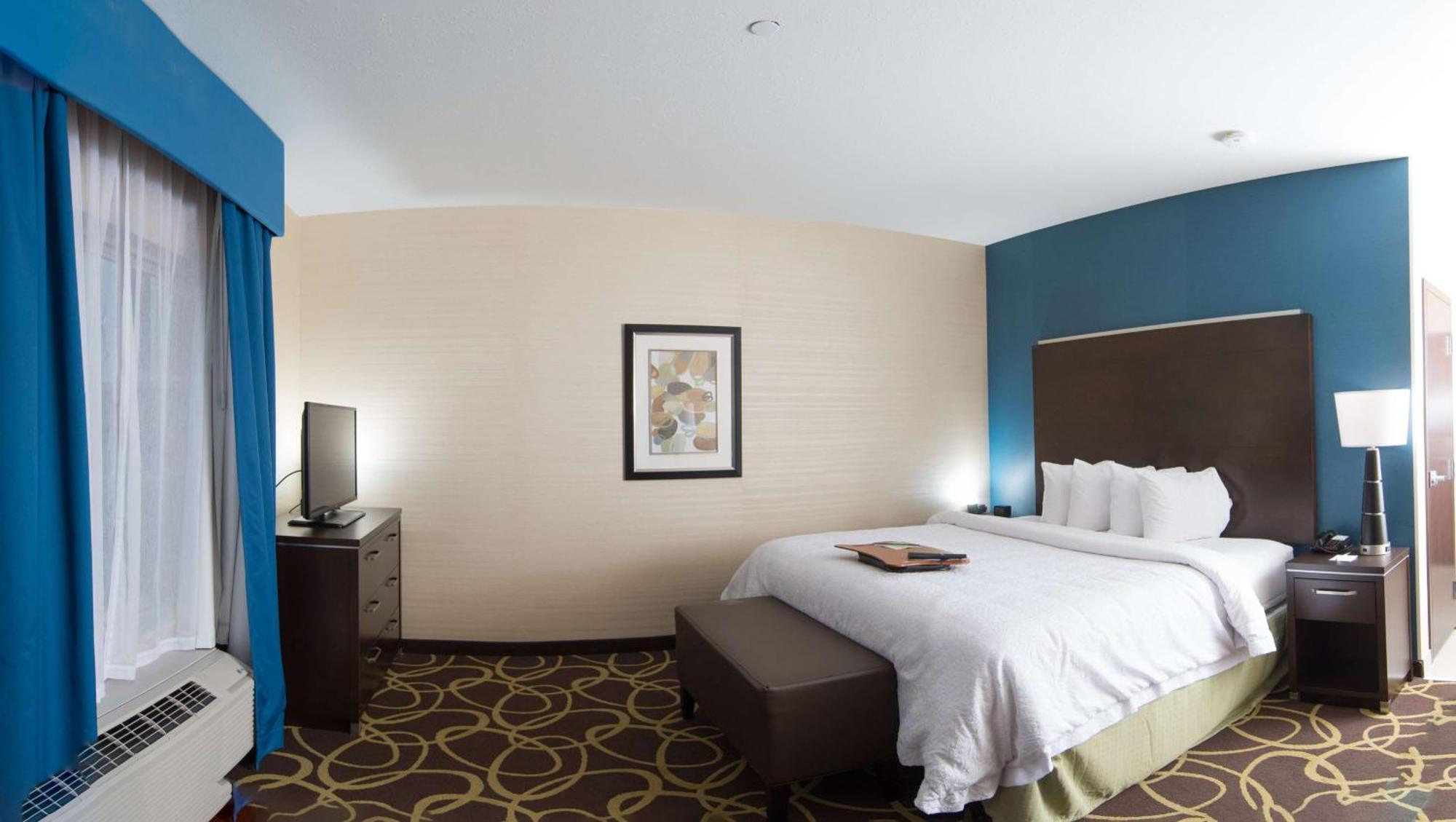 Hampton Inn & Suites East Gate Regina Ngoại thất bức ảnh